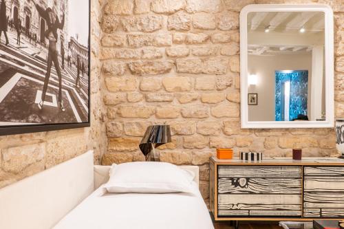 Veeve - A Story in Stone - image 7