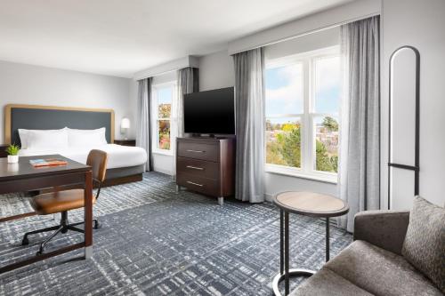 Homewood Suites By Hilton Manchester/Airport, Nh