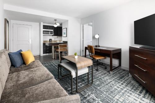 Homewood Suites By Hilton Manchester/Airport, Nh