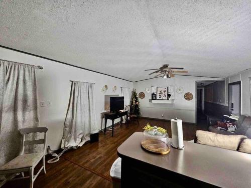 3 Bedroom home ( near sports center )