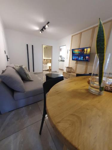 Two-Bedroom Apartment image 6