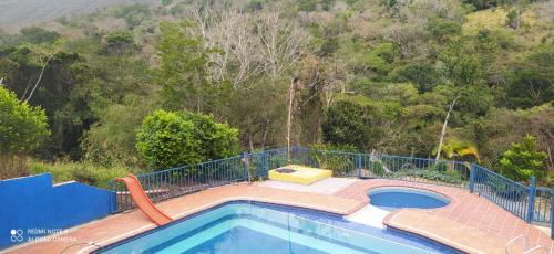 HOTEL VILLA CAMPESTRE Aventureros