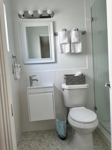 EBBTIDE INN – Treasure Island, FL