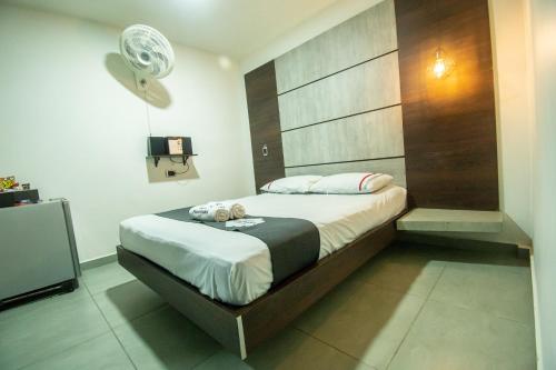 Hotel Panorama Medellín (Hotel Panorama Medellin) in ลากันเดลาเรีย