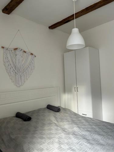 2 bedrooms, 3 beds