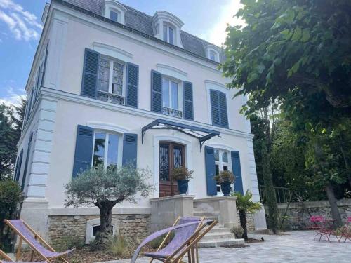 Villa La Marquise de la Chesnaie à 15 mn de Paris - Location, gîte - Eaubonne