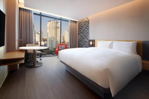 room detail thumbnail 0