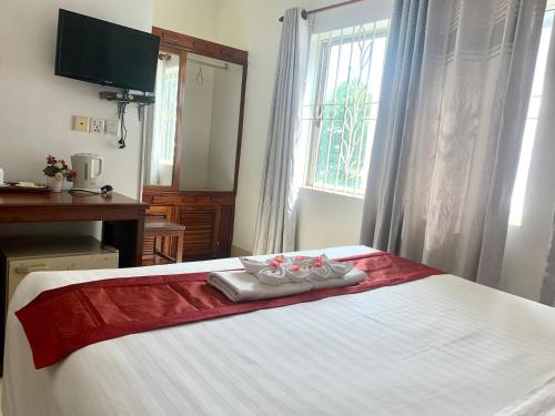 Standard Double Room image 8
