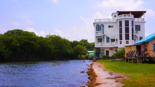 See Belize Sea View Vacation Rentals