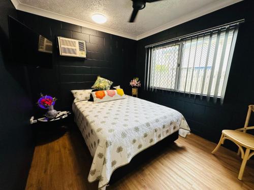 Holiday at Henry St West End, Townsville QLD 3 night min