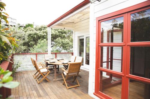 Hilltop on Milton in บลัฟ ฮิลล์