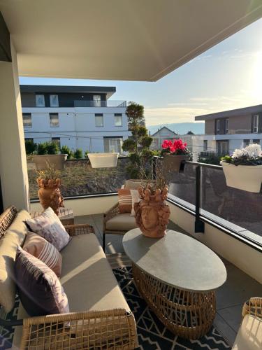 Warm apartment + private free park. in Vetraz-Monthoux (Rhone-Alpes)