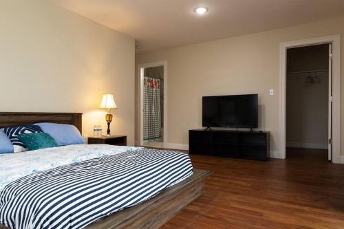 Beautiful 3bed Apt Comfy Close To Cityplex 12 in Newark, USA