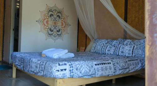 Hippy Trail Beach Village Bungalows - Tap to explore photos