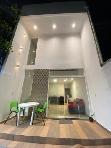 Casa praia 99, Serra