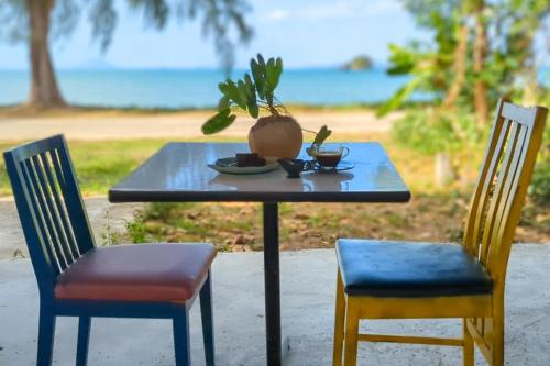 Facilities, Neverland Beach Village Bungalows in Kaw Kwang Beach