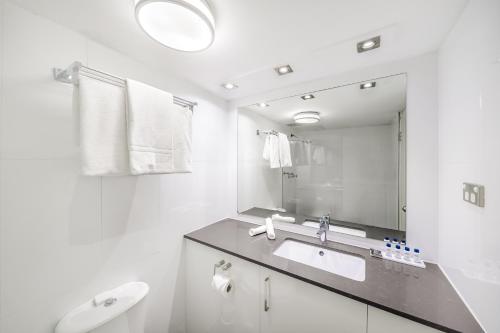 Oaks Sydney Hyde Park Suites - main image