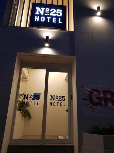 Number 25 Hotel