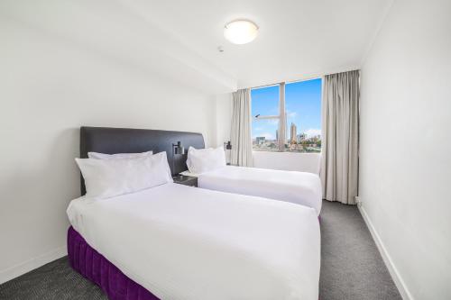 Oaks Sydney Hyde Park Suites - image 6