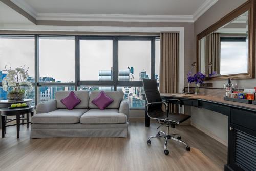 room detail thumbnail 1