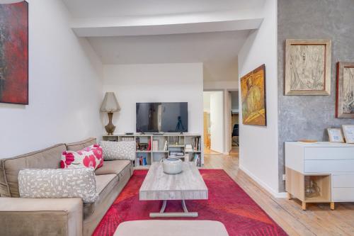 Three-Bedroom Apartment image 10
