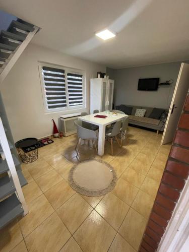 Facilities, Chill apartman in Oroshaza