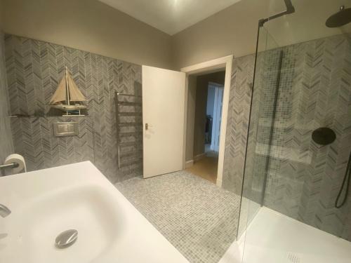 WM Apartments - image 5