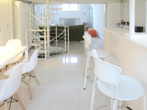 Appartamento open space, Turin (photo 5)