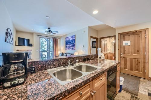 Highland Greens Lodge 210 Colorado in Breckenridge, USA