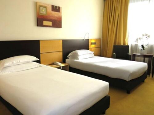 Best Western Plus Hotel Le Favaglie - image 11