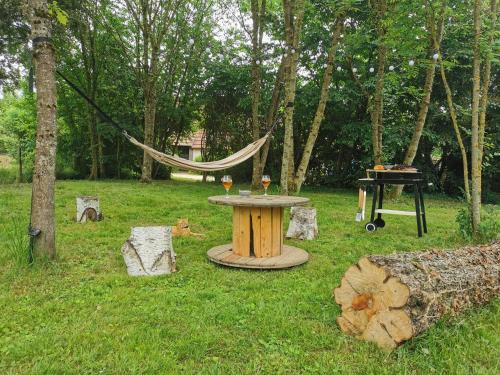 Dārzs, Charmante maisonnette au calme entre Beauce et Perche in Saint-Arnoult-des-Bois