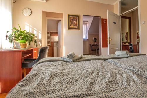 Garden Apartment 2 in Kertvaroš