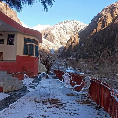 Chitral Green Guest House
