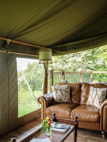 Black Pig Retreats Luxury Glamping