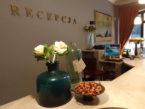 Hotel Stare Miasto Old Town - image 3