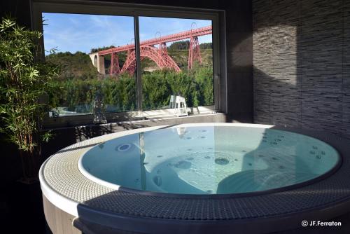 Logis Hotel Beau Site in Ruynes-en-Margeride