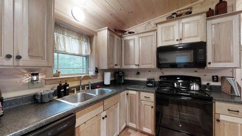 Cozy Bear Den in Pigeon Forge, USA