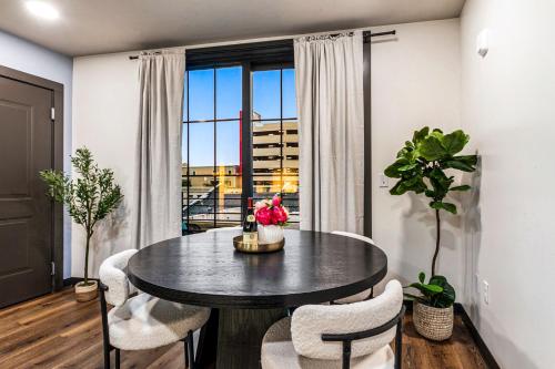 The Pelican by Hosteeva Room Type - Superior Apartment with City View