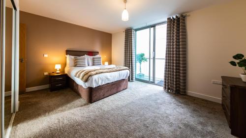 The Spires Birmingham - image 11