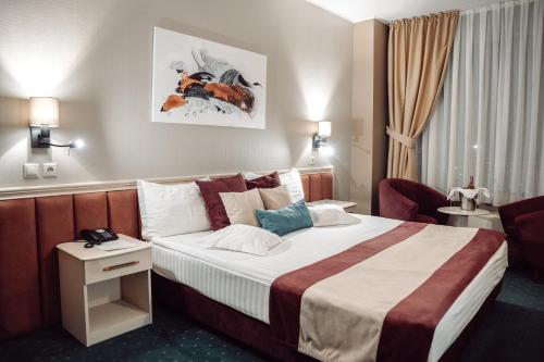 1 queen bed