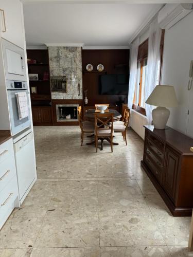 المرافق, Casa Rural Can Bastida in كاردانو