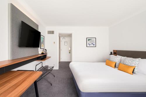 Holiday Inn Birmingham M6 J7 an IHG Hotel - image 9