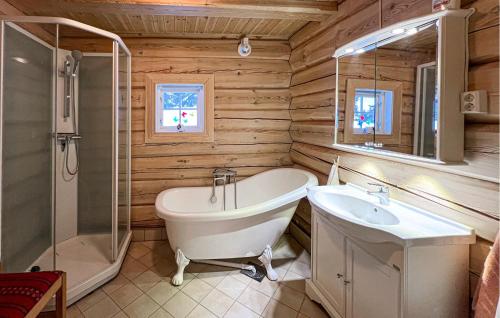 卫浴间, 3 Bedroom Gorgeous Home In Sjusjøen in 斯幽斯耶恩