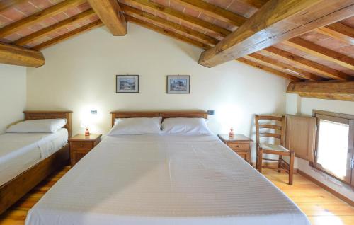 Awesome Home In Montebuono With Wifi