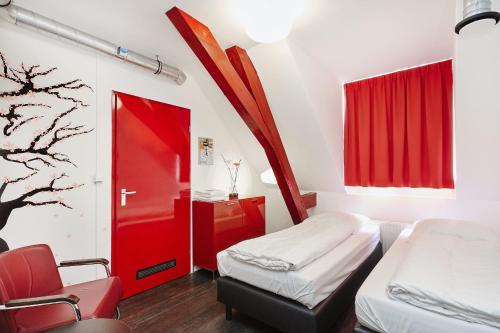 Will & Tate City Stay Room Type - Twin Room