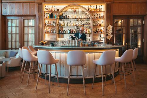 Penthouse by Art Deco Hotel Montana - image 10