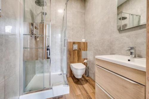 Sentral Superior Apartment - image 3