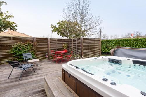 L'Orinss - Maison avec jacuzzi gîte à louer Auzielle