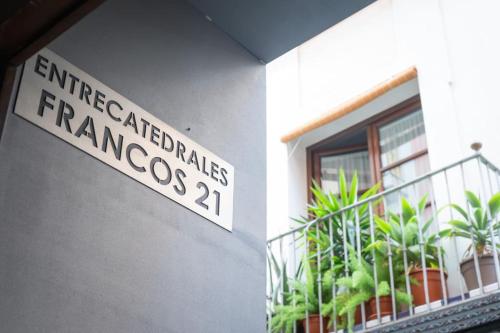 Apartamento nuevo junto a la Catedral de Sevilla, Seville