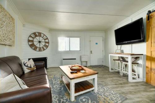 Lofts 6A Chic Modern Downtown Gatlinburg in Gatlinburg, USA